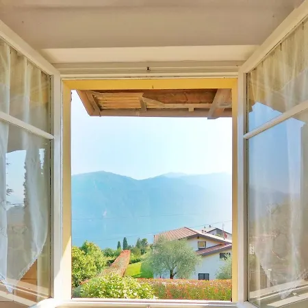 Casa La Rosa 3*