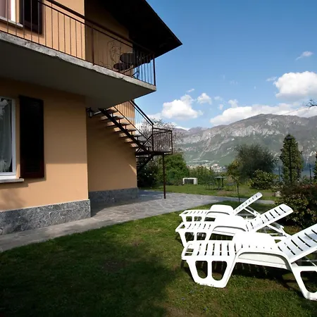 Casa La Rosa בלאג'יו