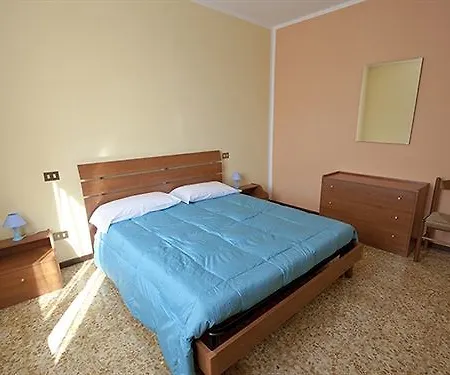 Casa La Rosa 3* בלאג'יו