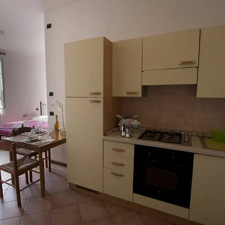 Casa La Rosa מלון דירות 3*